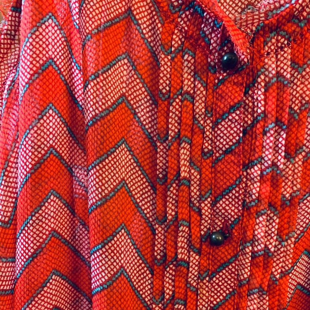 Tank - Picture 2 of 2